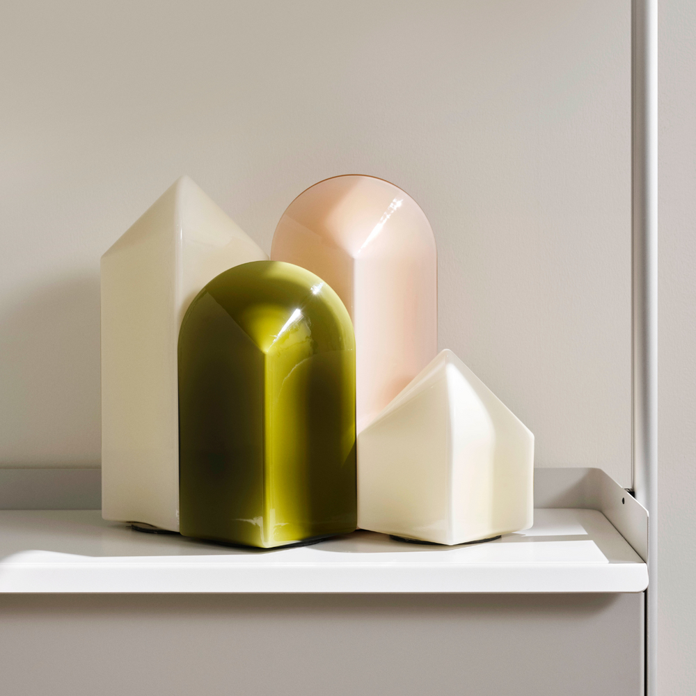 Parade 240 HAY table lamp