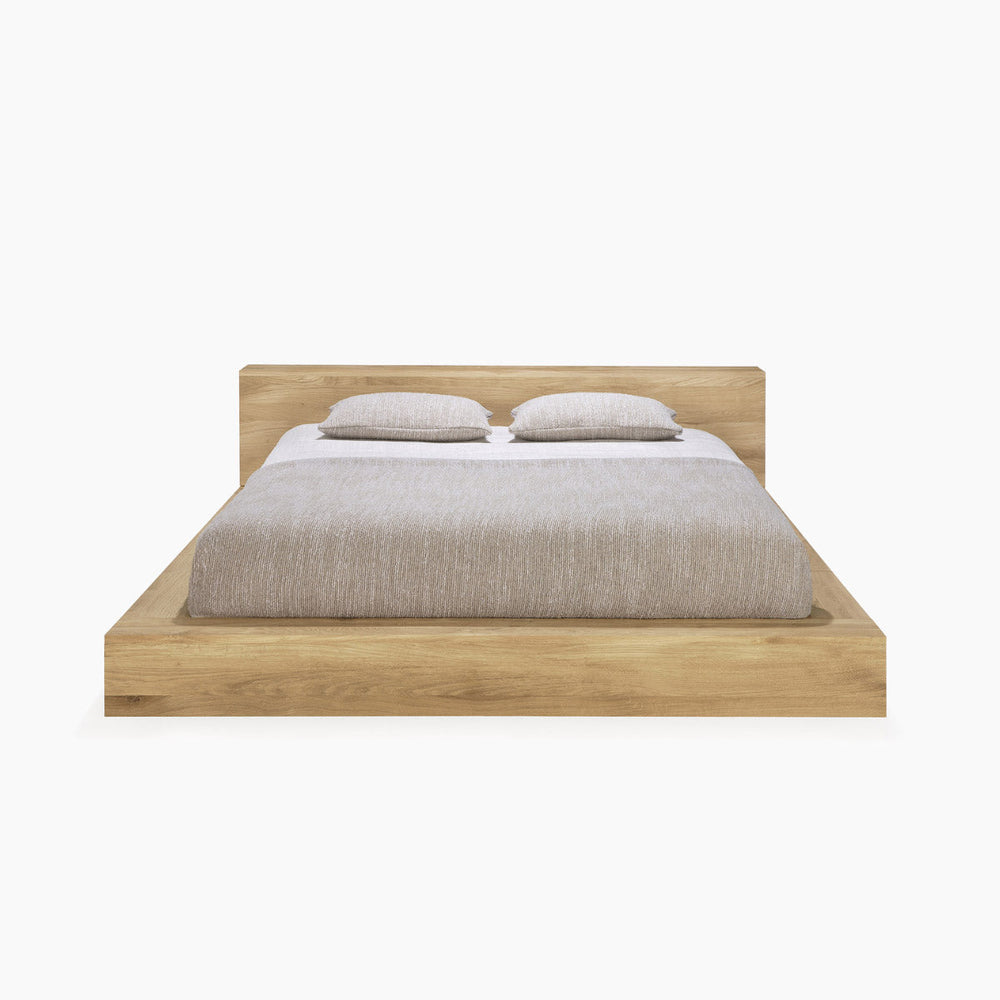 Ethnicraft Madra Oak Bed
